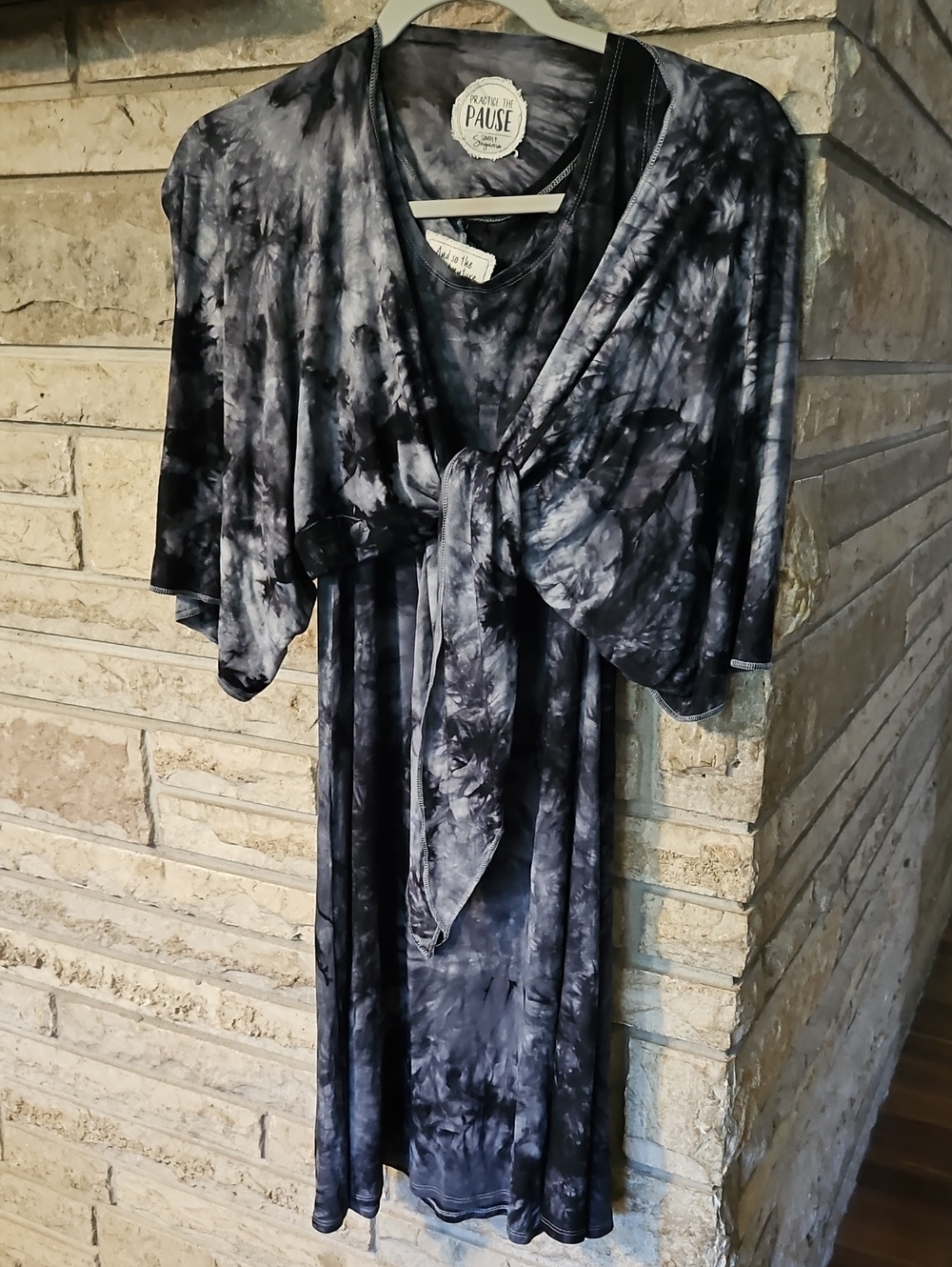 Tie-Front Midi Dress in Black Tie-Dye